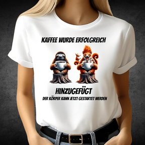 Kaffee-Statement Shirt | Lustiges Design mit Faultier & Affe | Humorvolles T-Shirt aus 100% Baumwolle | Perfekt für Kaffee-Liebhaber