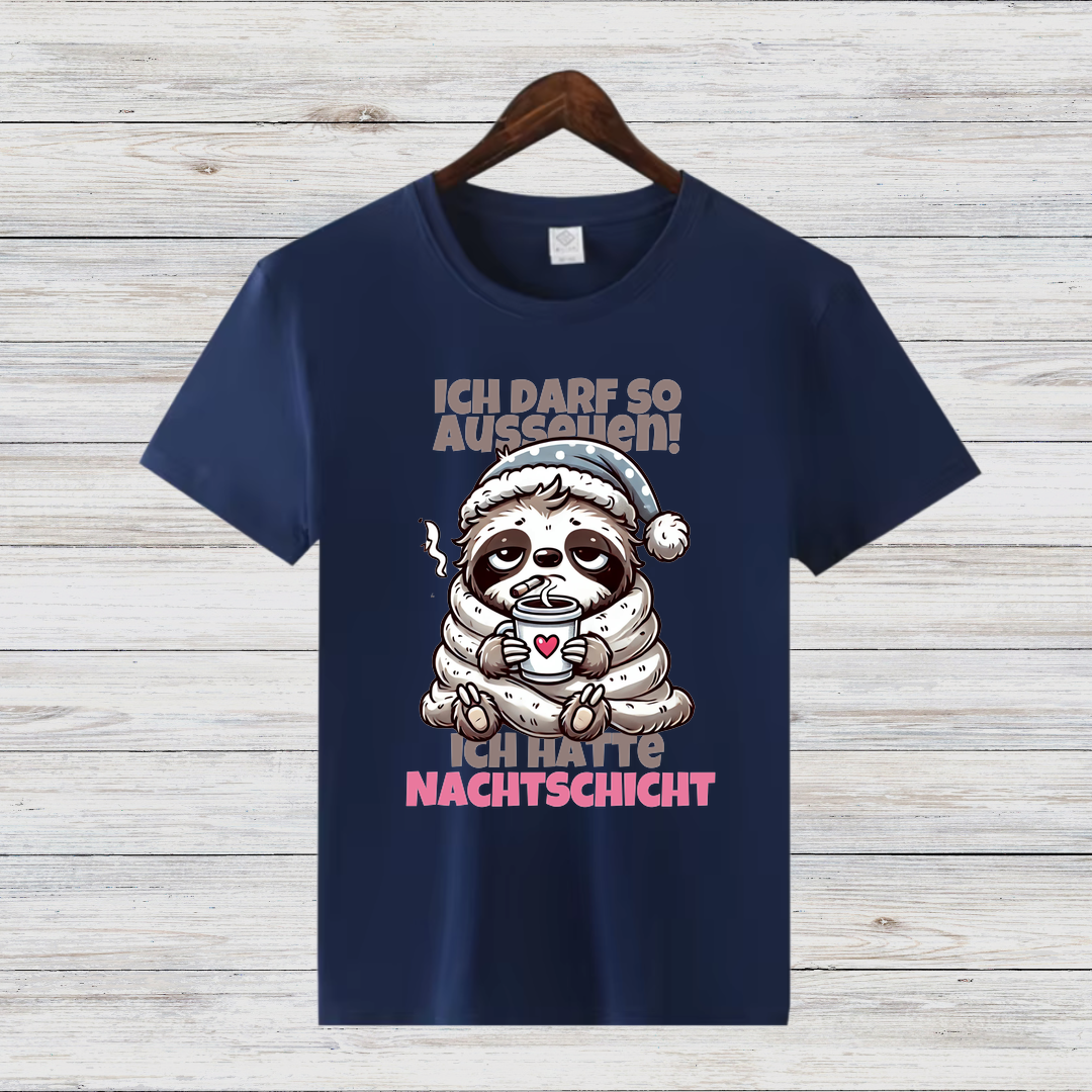 Faultier Nachtschicht Shirt | Lustiges Winterdesign | Humorvolles Statement Shirt | Bequemes Baumwollshirt für kalte Tage