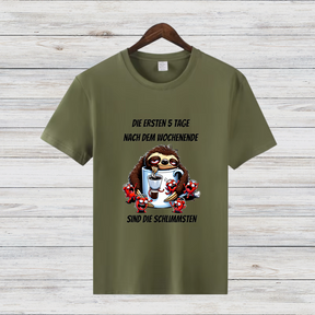 Faultier Kaffeeliebhaber | Lustiges T-Shirt | Statement Shirt für Morgenmuffel | Humorvolles Design für kalte Tage