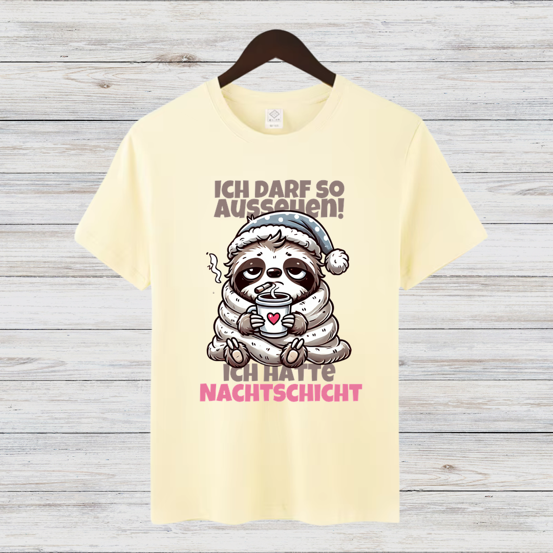 Faultier Nachtschicht Shirt | Lustiges Winterdesign | Humorvolles Statement Shirt | Bequemes Baumwollshirt für kalte Tage