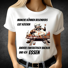 Waschbär Koch Shirt | Lustiges Foodie Design | Humorvolles T-Shirt für Genießer | Statement Shirt für den Winter